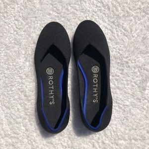 Rothys flats